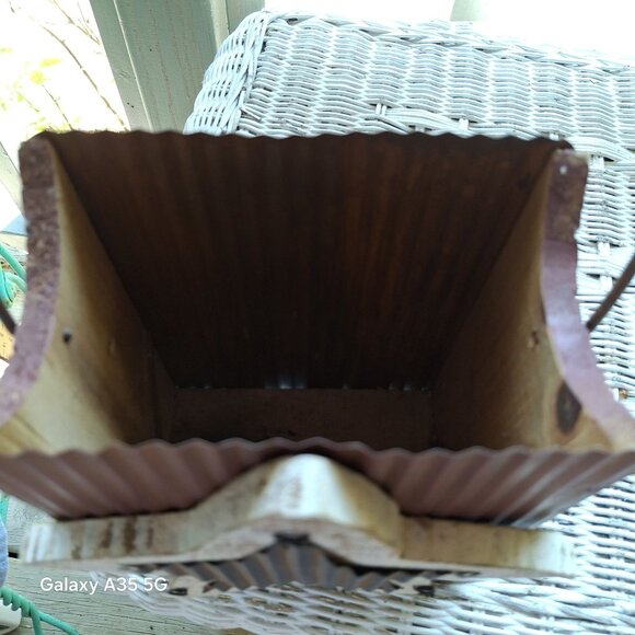 Rustic Metal & Wood Star-Themed Rectangular Bucket With Handle Artsy America - Picture 7 of 7